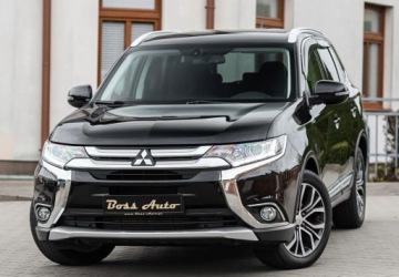 Mitsubishi Outlander III SUV Facelifting 2015 2.2 DI-D 150KM 2016 Mitsubishi Outlander 2.2 DiD 150KM Lift Ledy Navi Camera Automat Maly Prz, zdjęcie 4