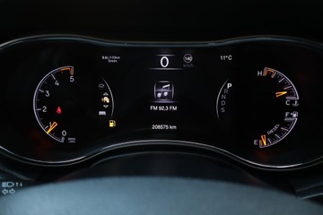 Jeep Grand Cherokee IV Terenowy Facelifting 3.0 V6 CRD 250KM 2015 Jeep Grand Cherokee 3.0 CRD, Salon Polska, 246 KM, zdjęcie 10