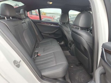 BMW Seria 5 G30-G31 2021 BMW Seria 5 530xi 2021 2.0l 2.0 Benzyna 248KM, zdjęcie 10