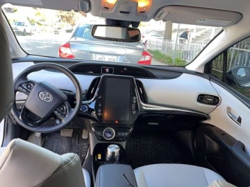 Toyota Prius IV 2022 Toyota Prius 2022 TOYOTA PRIUS PRIME LE 1.8 Hybryda 96KM, zdjęcie 5