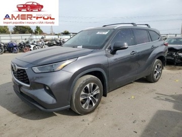 Toyota Highlander III 2022 Toyota Highlander 2022r., XLE, od ubezpieczalni 3.5 Benzyna 295KM
