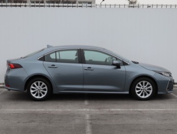 Toyota Corolla XII Sedan 1.5 VVT-i 125KM 2022 Toyota Corolla 1.5 VVT-i, Salon Polska, zdjęcie 5