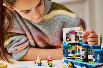 LEGO MINIONS DESPICABLE ME 75581 Набор кубиков MINIONS PARTY BUS