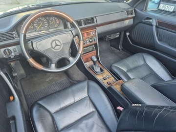 Mercedes W124 Cabrio 2.0 136KM 1997 Mercedes-Benz W124 (1984-1993) Mercedes- Benz W124 E200 2,0 Benzyna Zadban, zdjęcie 10