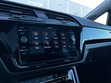 Volkswagen Touran III 1.5 TSI EVO 150KM 2025 Volkswagen Touran Highline 1.5 TSI 150 KM 7 miejsc, zdjęcie 11