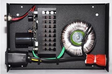 ZASILACZ LINIOWY AUDIO 9V 3000MA 5.5/2.1 MUZGAUDIO