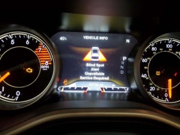 Jeep Cherokee V Terenowy 3.2 V6 272KM 2018 Jeep Cherokee Limited 2018 3.2l 3.2 Benzyna 271KM, zdjęcie 9