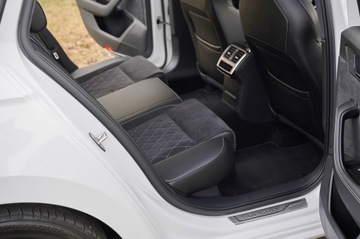 Skoda Superb III Kombi Facelifting 2.0 TDI SCR 200KM 2021 SPORTLINE __ 200KM__ BIAŁA PERŁA, zdjęcie 26