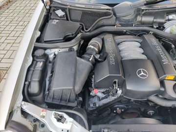 Mercedes Klasa E W210 Sedan 2.6 170KM 2001 Mercedes E 240 170KM Avantgarde Xenony Skóra, zdjęcie 21