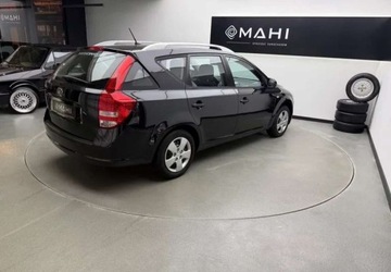 Kia Ceed I SW 1.4 109KM 2009 Kia Ceed Kia Ceed Ceex27d 1.4 Comfort 1.4 Benzyna 109KM, zdjęcie 10