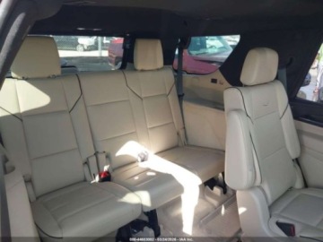 Cadillac Escalade III 2021 Cadillac Escalade Premium Luxury 2021 6.2 Benzyna 420KM, zdjęcie 12