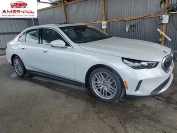 BMW Seria 3 G20-G21 2024 BMW Seria 3 530 I male uszkodzenia 2.0 Benzyna 255KM