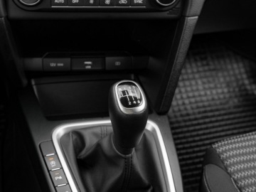 Kia Ceed III Kombi Facelifting 1.0 T-GDI 120KM 2022 Kia Cee'd WD0977U#1.0 T-GDI M K.cofania 2 stref, zdjęcie 17