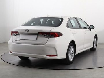 Toyota Corolla XII Sedan Facelifting 1.5 VVT-i 125KM 2023 Toyota Corolla 1.5 VVT-i, Salon Polska, zdjęcie 4