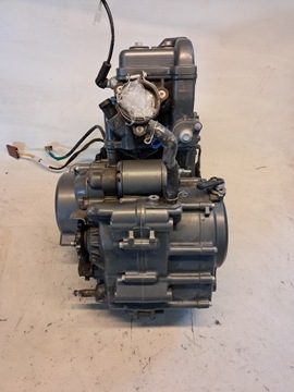 KTM Duke 125 21R M-935 M935 Двигатель