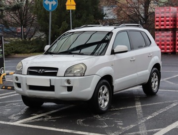Hyundai Tucson I SUV Facelifting 2.0i CVVT 141KM 2009 Hyundai Tucson 2.0 i, GAZ, Klima, Klimatronic, zdjęcie 1