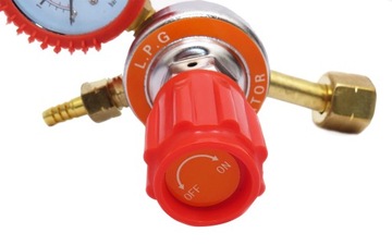 РЕДУКТОР ДАВЛЕНИЯ ГАЗОВОГО БАЛЛОНА С МАНОМЕТРОМ 25 БАР