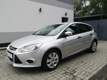 Ford Focus III Hatchback 5d facelifting 1.6 TDCi 115KM 2014 Ford Focus 1.6TDCI 115KM Klimatyzacja Elektryka, zdjęcie 9