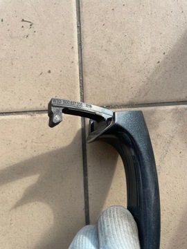 KLIKA DVEŘE PRAVÝ PŘEDNÍ ZADNÍ 5G0837206