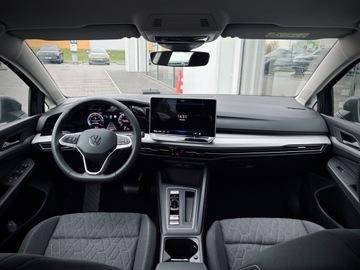 Volkswagen Golf VIII Hatchback Facelifting 2.0 TDI 150KM 2025 Volkswagen Golf Variant Life 2.0 TDI 150 KM automa, zdjęcie 3