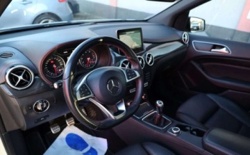 Mercedes Klasa B W246 Sports Tourer Facelifting 1.6 200 156KM 2016 Mercedes-Benz Klasa B Mercedes-Benz Klasa B 200 UrbanStyle Edition 1.6, zdjęcie 8