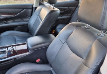 Infiniti Q70 Sedan Facelifting 2.2d 170KM 2016 Infiniti Q70 Pelne wyposazenie Nawigacja Kamera ALU Skora Gwarancja I rej., zdjęcie 10