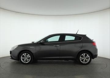 Alfa Romeo Giulietta Nuova II Hatchback 5d 1.4 TB 16v Mair 170KM 2011 Alfa Romeo Giulietta 1.4 T MultiAir, Salon Polska, zdjęcie 2