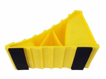 Пластиковый противооткатный упор