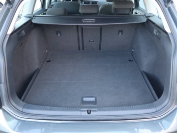 Volkswagen Golf VIII Variant 1.5 eTSI 150KM 2020 VW Golf 1.5 TSI, Salon Polska, 1. Właściciel, zdjęcie 12