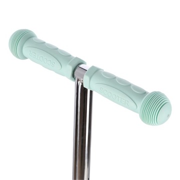 ДЕТСКИЙ САМОКАТ С СЕДЛОМ И ОСВЕЩАЮЩИМИ КОЛЕСАМИ