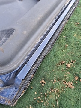 AUDI A3 8L DVEŘE PRAVÝ PŘEDNÍ 3D LZ5T 98R PŘED FACELIFTEM