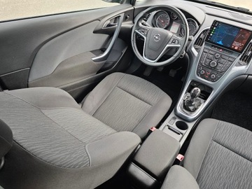 Opel Astra J Hatchback 5d 1.4 Turbo ECOTEC 140KM 2011 Opel Astra GTC 1,4 Turbo 140 KM Navi Kamera Bluetooth, zdjęcie 20