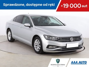 Volkswagen Passat B8 Limousine Facelifting 1.5 TSI EVO 150KM 2019 VW Passat 1.5 TSI, Salon Polska, Automat, Navi