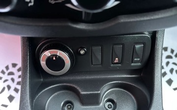 Dacia Duster I SUV Facelifting 1.5 dCi 109KM 2015 Dacia Duster 4x4 2015 1.5dCi, 109KM, Klima, Zarejestrowana w Polsce, VAT-m, zdjęcie 26