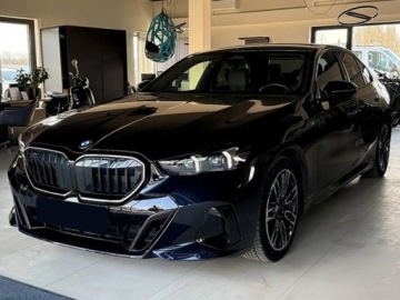 BMW Seria 5 G90-91 2026 Od ręki - 520i (208KM) M Sport | Kamera 360 + Zawieszenie sportowe, zdjęcie 1