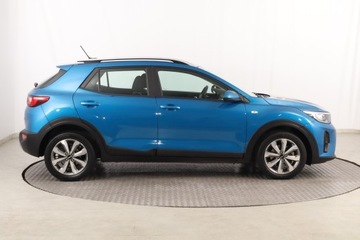 Kia Stonic Crossover Facelifting 1.0 T-GDI MHEV  120KM 2021 Kia Stonic 1.0 T-GDI, Salon Polska, Serwis ASO, zdjęcie 5