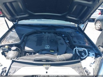 Mercedes Klasa C W205 2019 Mercedes-Benz Klasa C 300 2019 2.0l 2.0 Benzyna 255KM, zdjęcie 6
