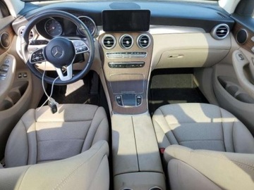 Mercedes GLC C253 2020 Mercedes-Benz GLC 2020, 2.0L, 4x4, HYBRID, od ubezpieczalni 2.0 Hybryda, zdjęcie 7