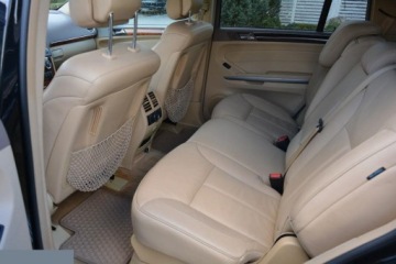 Mercedes Klasa GL X164 Off-roader Facelifting 350 BlueTEC 4MATIC 211KM 2012 Mercedes GL 350 BlueTEC 4Matic 7G-TRONIC 211KM 2012r 7 osobowy, zdjęcie 17