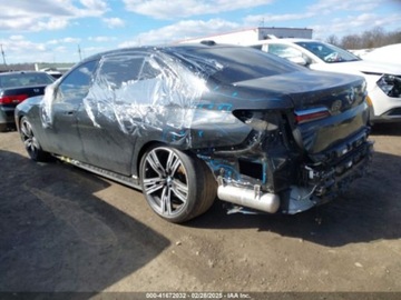 BMW Seria 7 G70 2023 BMW Seria 7 740 I 2023 3.0l 3.0 Benzyna 375KM, zdjęcie 2