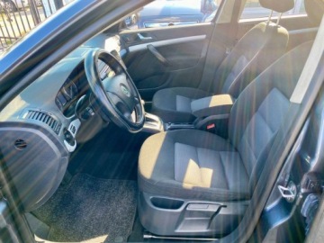 Skoda Octavia II Kombi 2.0 TDI CR DPF 140KM 2008 Skoda Octavia Automat 2.0 Diesel 140KM, zdjęcie 17