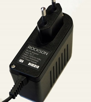 Solidny zasilacz do efektu gitarowego Boss MXR 9V