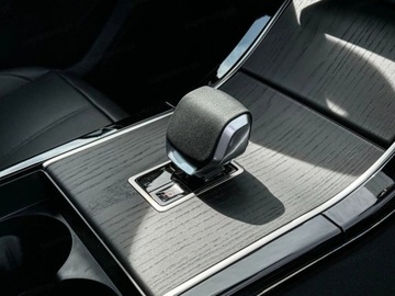 Land Rover Range Rover Velar SUV 2.0 204KM 2024 Range Rover Velar D200 S 2.0 (204KM) 2024, zdjęcie 11