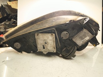 Фонарь передний левый Opel Vectra C LIFT XENON COMPLETE 13170928 89312391