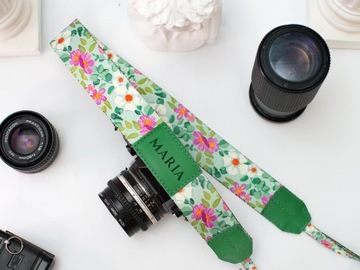 Зеленый ремешок для фотокамеры Wildflowers