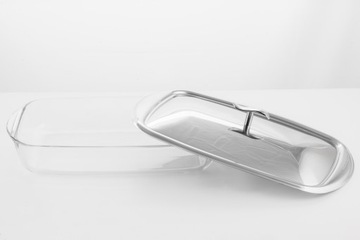 ЛЕГКОСТОЙНЫЙ СОсуд С КРЫШКОЙ, 3,6 Л, НА СЕРЕБРЯНОЙ ПОДСТАВКЕ С НАГРЕВАТЕЛЕМ