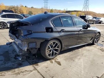 BMW Seria 5 G30-G31 2021 BMW Seria 5 540XI 2021 3.0l 3.0 Benzyna 335KM, zdjęcie 3