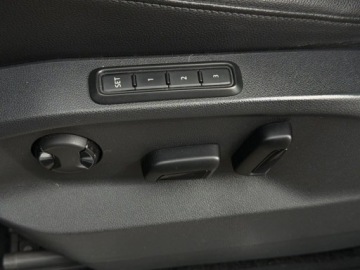 Volkswagen Tiguan II SUV 2.0 TDI 190KM 2016 Volkswagen Tiguan Highline Pakiet R-line Kamery 360 Pamiec foteli LED TOP, zdjęcie 13