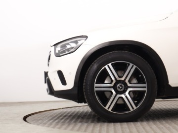Mercedes GLC C253 SUV Facelifting 2.0 200d 163KM 2020 Mercedes GLC GLC 200 d 4MATIC, Salon Polska, zdjęcie 14