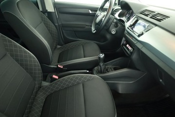 Skoda Fabia III Kombi Facelifting 1.0 TSI 95KM 2021 Skoda Fabia 1.0 TSI, Salon Polska, 1. Właściciel, zdjęcie 6